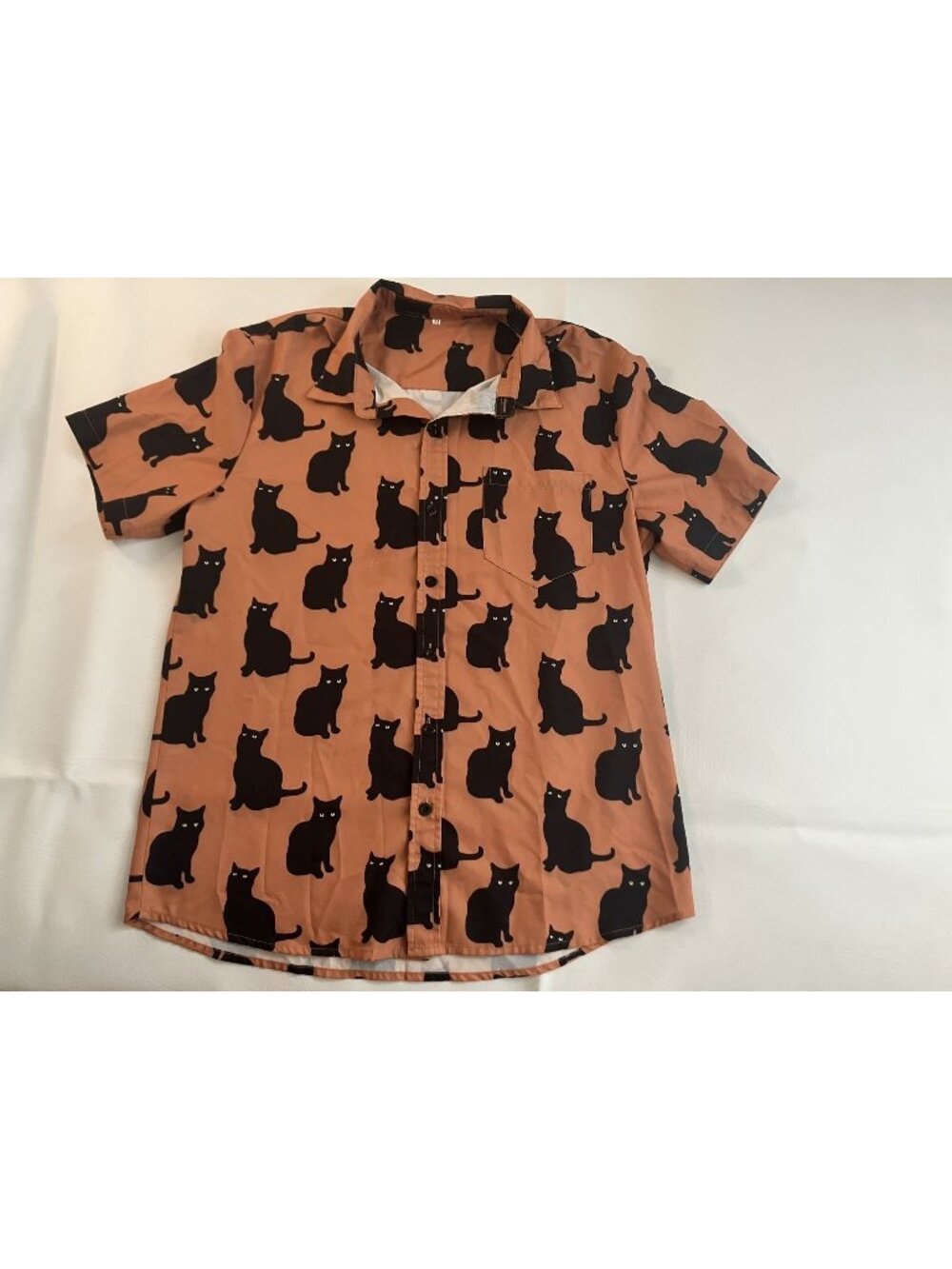 Black Cat Print Button-Up Shirt Brown Short Sleeve Size M 100% Polyester Casual